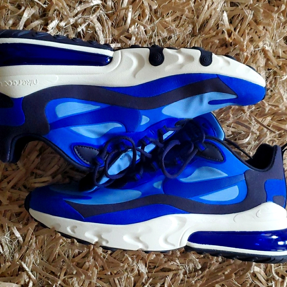 Air Max 270 React